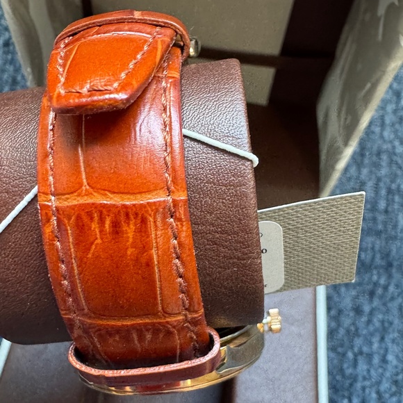 Tommy Bahama Men’s Quartz Moon Phase Watch TB00090-03 – 40mm, NIB RARE 🕰️✨ - Picture 10 of 14